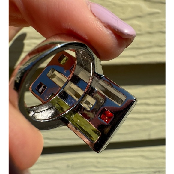 MCM Ring 6 - Picture 10 of 15